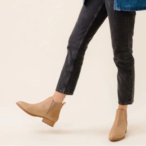 Nisolo Women's Eva Leather Everyday Chelsea Boot Almond Nib $228 — image 7 of 8